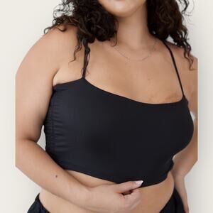 Klassy Network Ruched Padded Crop Top | Medium | Black Brami Ultra Cropped Chic